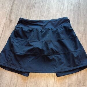 Lululemon Size 2 navy blue tennis skirt